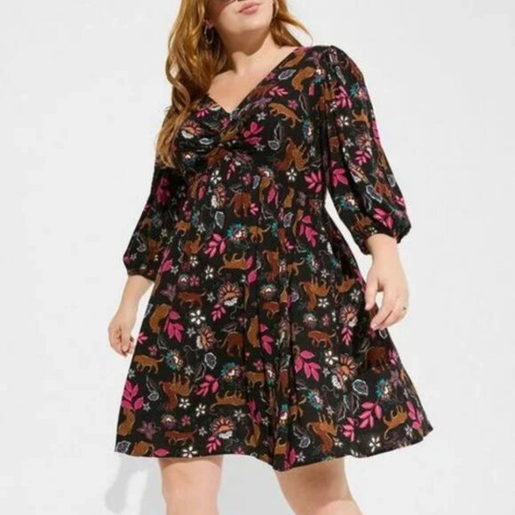 Torrid Mini Rayon Slub Balloon Sleeve Twist Front Leopard Leaves Size 3X - Picture 2 of 11